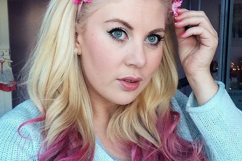 Louise Pentland aka "Sprinkle of Glitter"