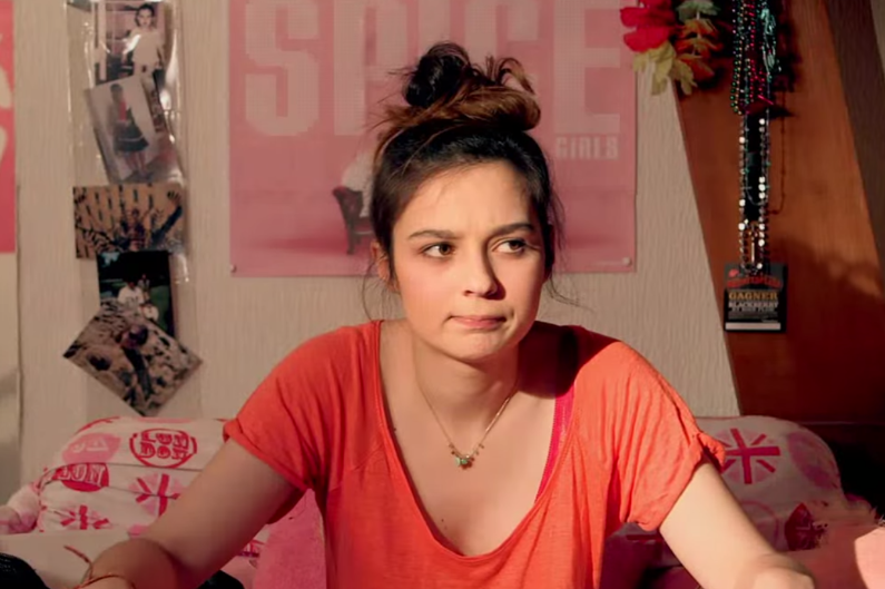 "Jeune Diplômée" la websérie de la rentrée avec Tiphaine Haas