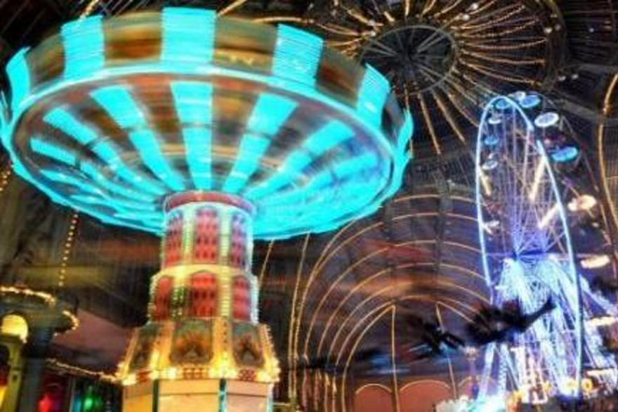 Une fête foraine (illustration)