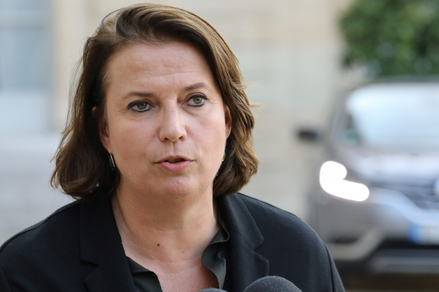 Claire Hédon, journaliste et présidente d'ATD-Quart monde, le 17 octobre 2017, dans la cour de l'Elysée