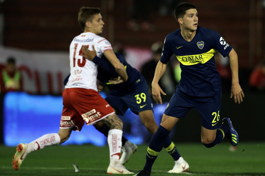 Leonardo Balerdi, ici sous le maillot de Boca Junior, pourrait s'engager avec l'Olympique de Marseille