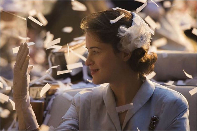 Claire Foy interprète la reine Elisabeth II dans la série "The Crown" sur Netflix.