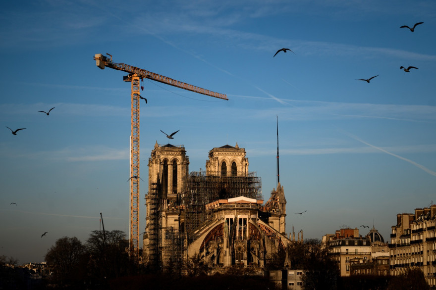 Les travaux de la cathédrale Notre-Dame de Paris (illustration)