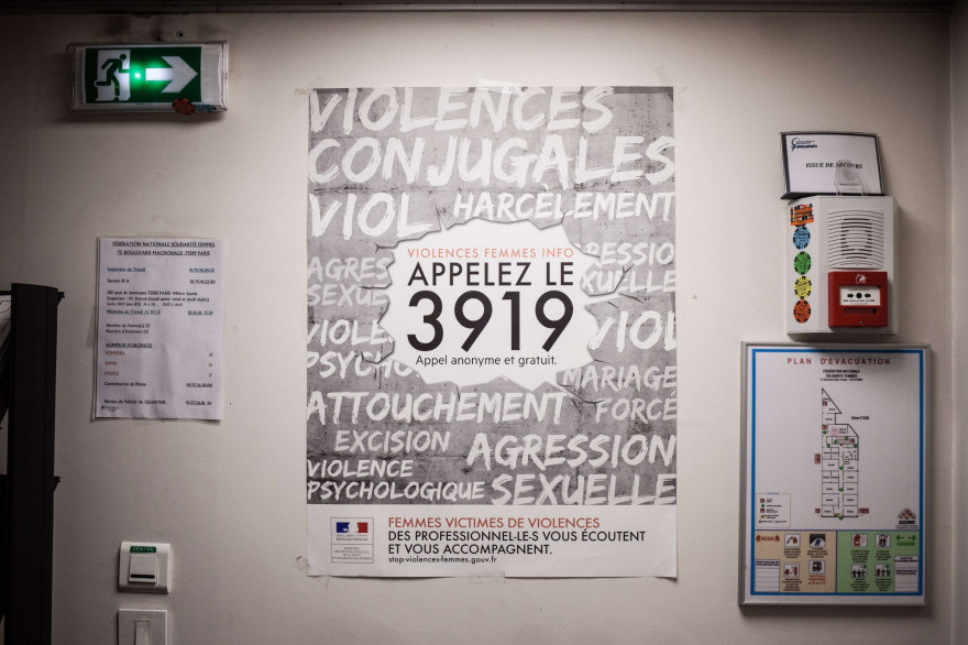 Dans les locaux du Centre d'appel 3919