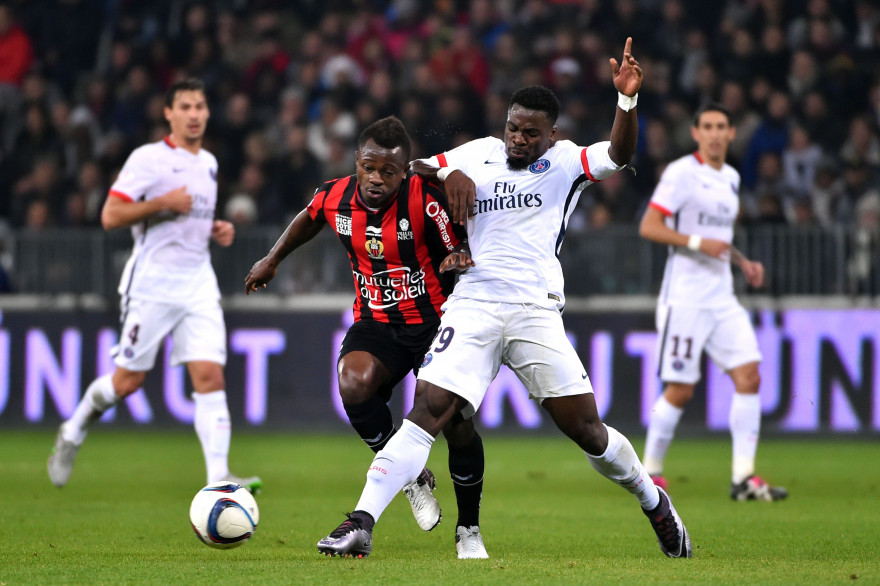 Jean-Michaël Seri à la lutte avec Serge Aurier en décembre 2015