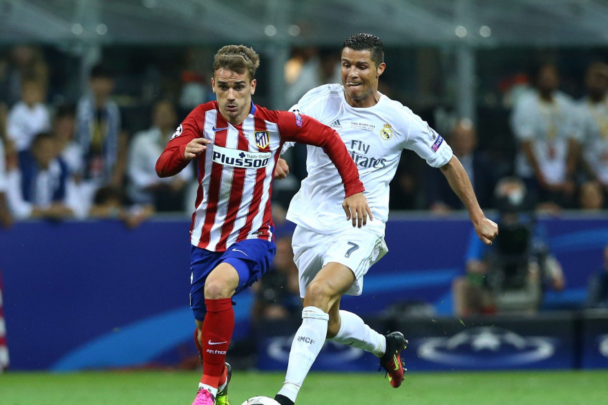 Cristiano Ronaldo à la lutte avec Antoine Griezmann en mai 2016