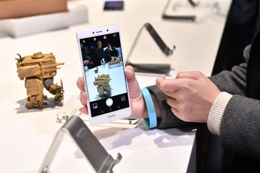 Huawei poursuit son offensive et lance le Honor 6X en Europe