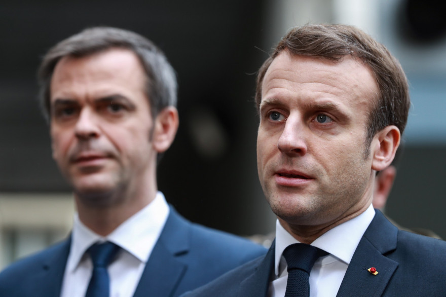 Olivier Véran et Emmanuel Macron, le 10 mars 2020