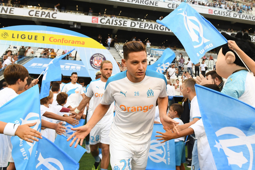 Le champion du monde Florent Thauvin entre sur le terrain du Vélodrome le 10 août 2018.