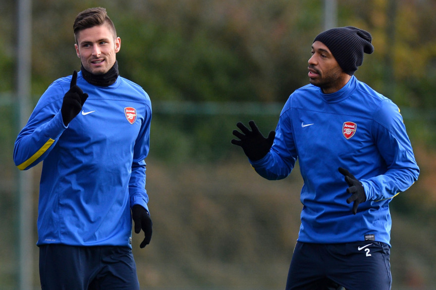 Olivier Giroud et Thierry Henry à l'entraînement avec Arsenal le 25 novembre 2013