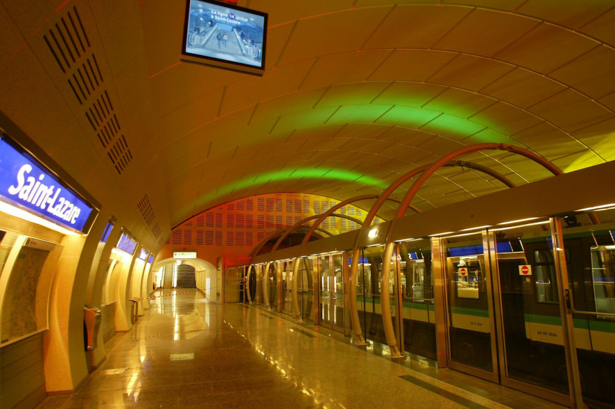 Le ligne de métro 14 (illustration)
