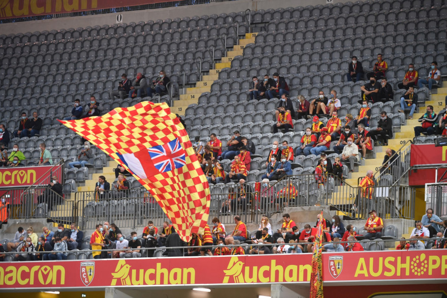 Des supporters de Lens au stade Félix-Bollaert le 10 septembre 2020