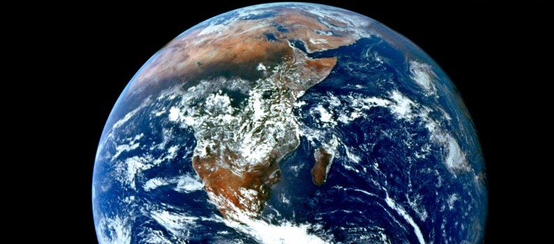 Le Jour de la Terre est célébré chaque année le 22 avril.