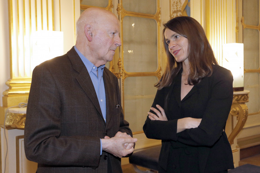 La ministre de la Culture, Aurélie Filippetti, et le président du Festival de Cannes, Gilles Jacob, le lundi 28 avril au ministère de la Culture.