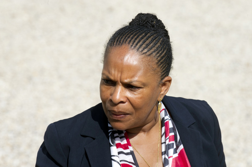 Pour Christiane Taubira, "il serait à l'honneur de notre gouvernement de donner enfin satisfaction" aux mineurs grévistes de 1948.