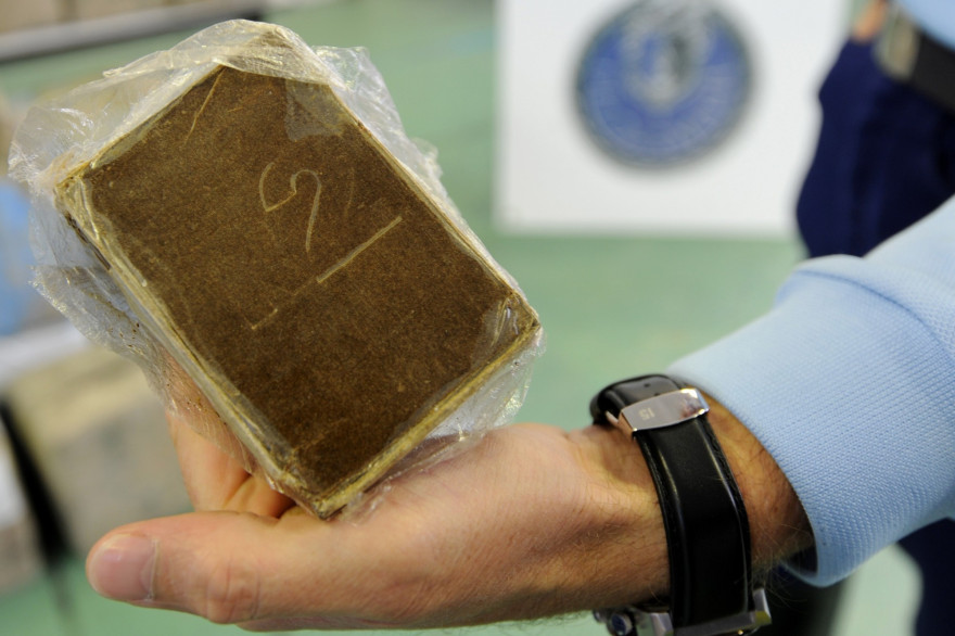 De la résine de cannabis saisie par les forces de l'ordre (photo d'illustration).