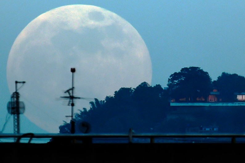 L'Agence spatiale européenne voudrait construire un village sur la Lune