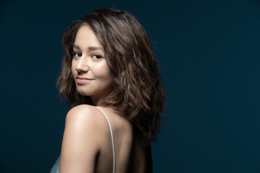 Léna Mahfouf est la youtubeuse Léna Situations.
