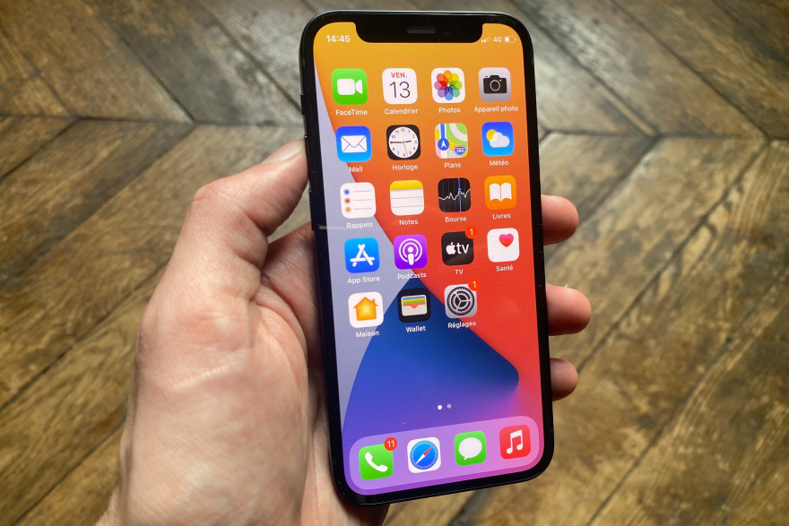 L'iPhone 12 Mini est plus petit que l'iPhone SE