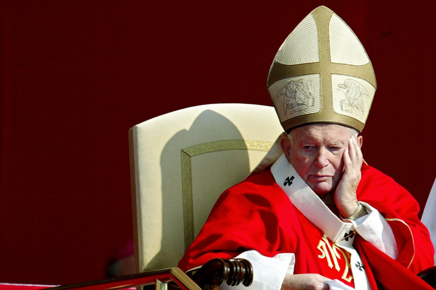 Le pape Jean-Paul II a été canonisé le 27 avril 2014.