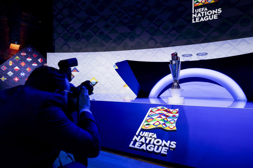 Le trophée de la Ligue des Nations en mars 2020 à Amsterdam