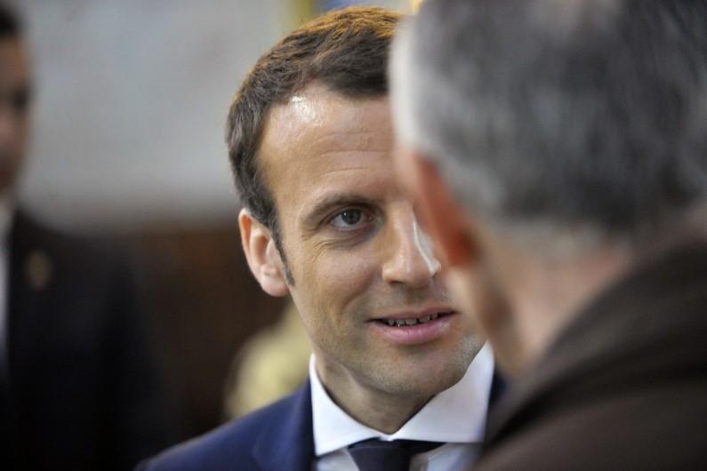 Emmanuel Macron à Alger, le 14 février 2017