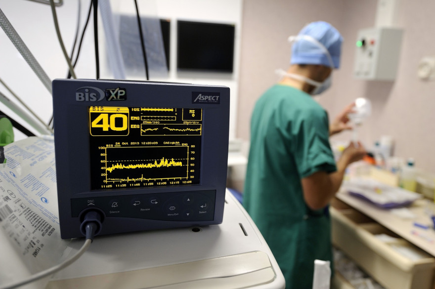 Un moniteur de fréquences cardiaques (illustration)