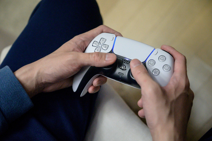 La PlayStation 5 (illustration)