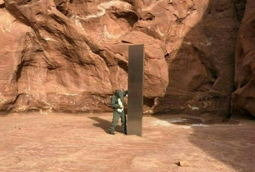 Une oeuvre extraterrestre ou une farce d'un artiste bien humain ?