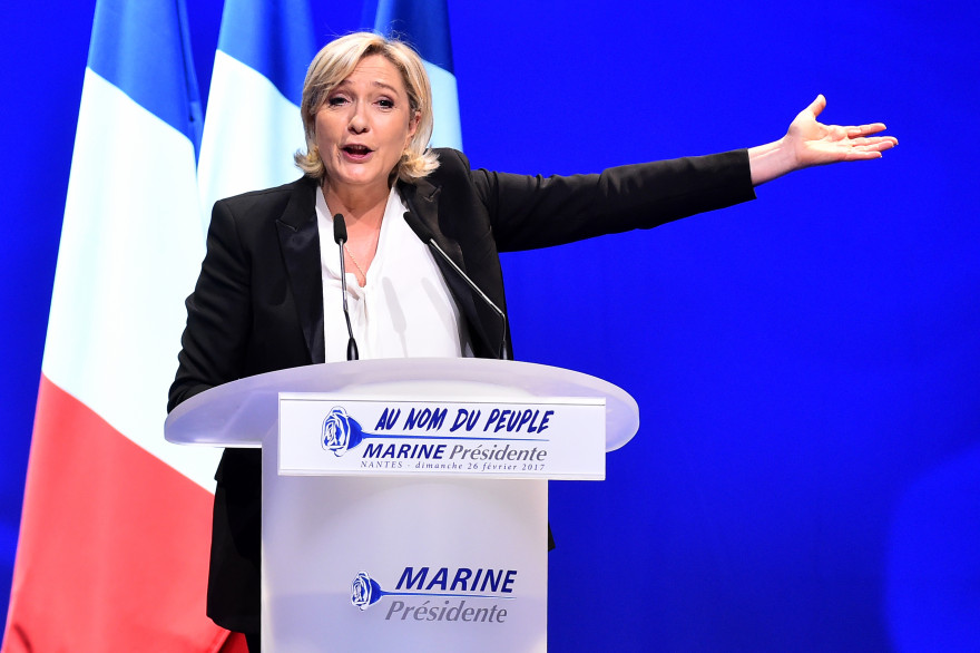 Marine Le Pen en meeting à Nantes dimanche 26 février 2017.
