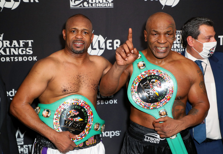 Roy Jones Jr et Mike Tyson à Los Angeles le 29 novembre 2020