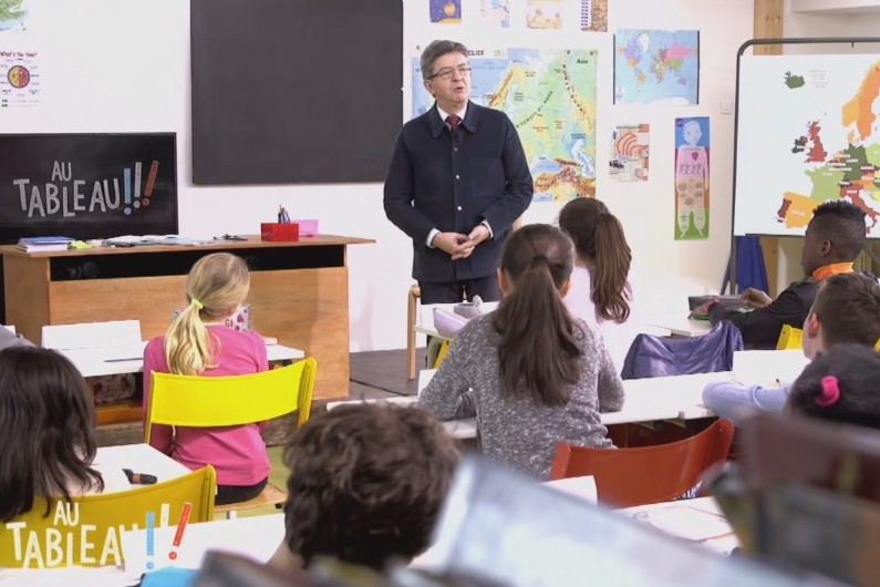 Jean-Luc Mélenchon face aux enfants