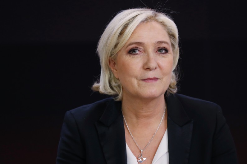 Marine Le Pen, finaliste à l'élection présidentielle 2017, le 24 avril sur France 2