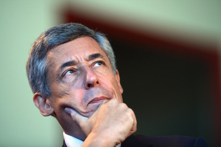 Henri Guaino refuse de se ranger en faveur d'Emmanuel Macron