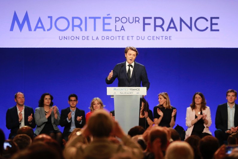 François Baroin lors d'un meeting Les Républicains à Paris, le 20 mai 2017
