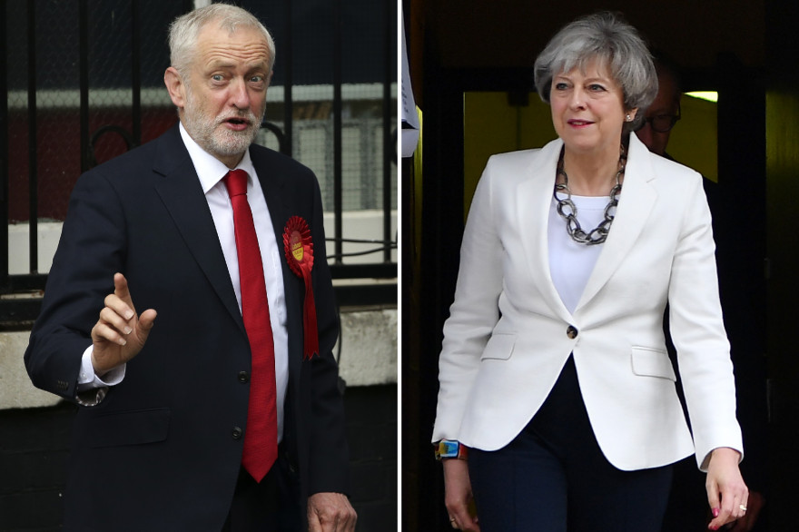 Le leader du parti travailliste britannique Jeremy Corbyn et la Première ministre britannique Theresa May