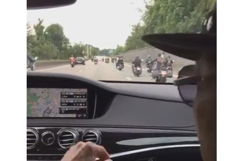 Johnny Hallyday escorté par des centaines de fans à moto jusqu'à Bruxelles le 11 juin 2017