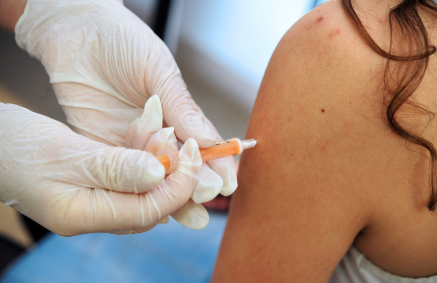 La ministre de la Santé Agnès Buzyn réfléchit à rendre obligatoire 11 vaccins infantiles (image d'illustration)