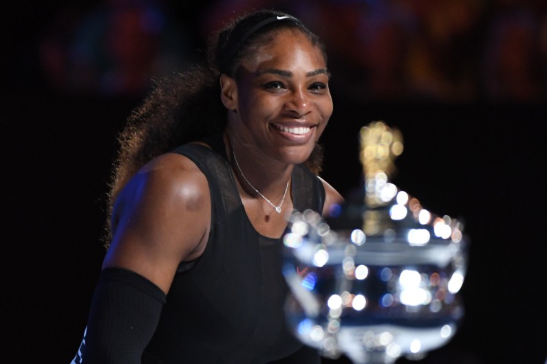 Serena Williams s'est affichée enceinte en une de "Vanity Fair"