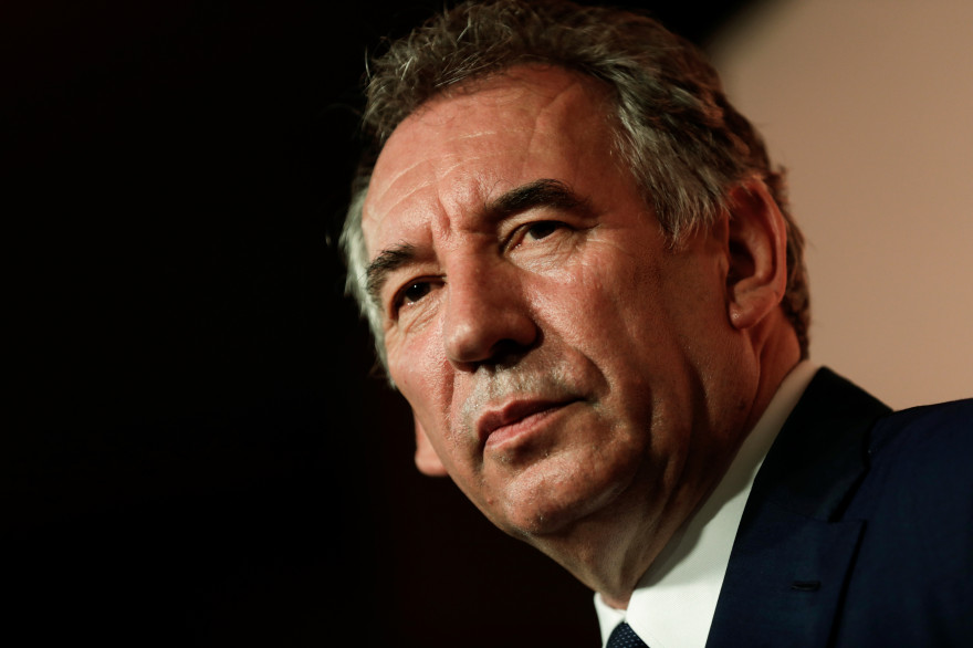 François Bayrou est gémeaux ascendant balance