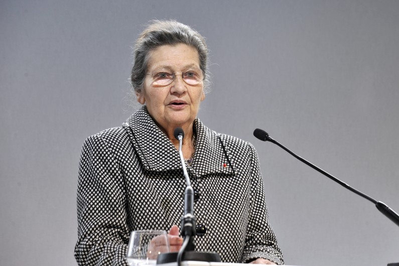 Simone Veil à Bobigny le 25 janvier 2011