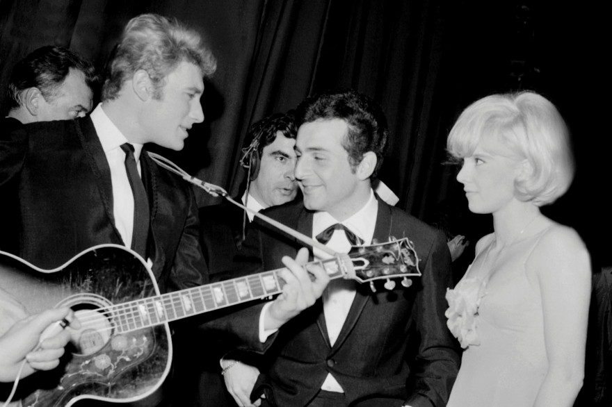 Johnny Halliday, Richard Anthony et Sylvie Vartan le 6 février 1964 à Paris