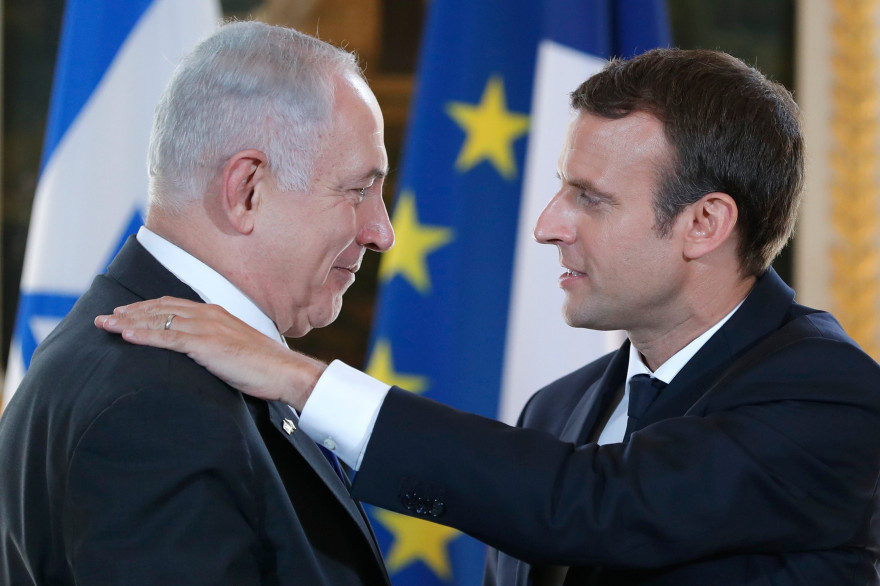 Benjamin Netanyahou et Emmanuel Macron, le 16 juillet 2017 à Paris