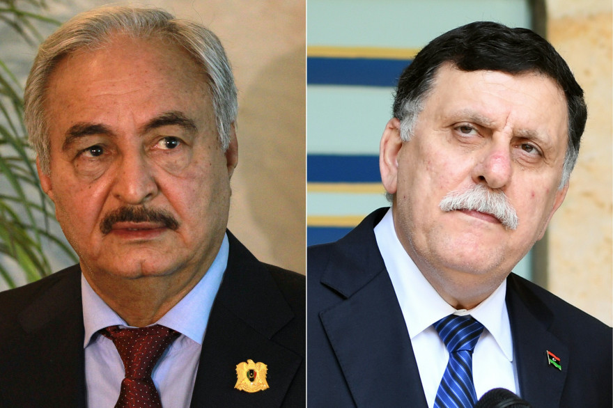 Khalifa Haftar (à gauche) et Fayez al-Sarraj (à droite)