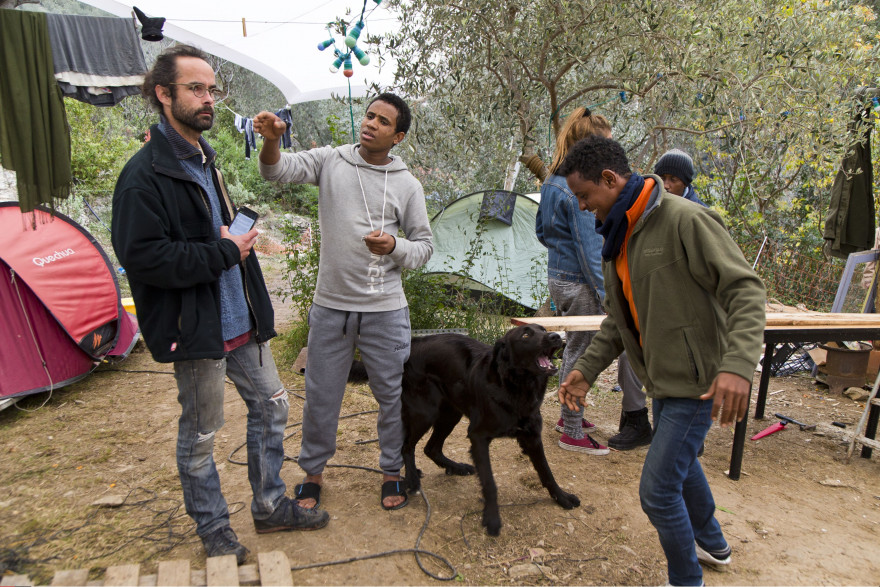 Cédric Herrou dans la vallée de la Roya le 20 novembre 2016.