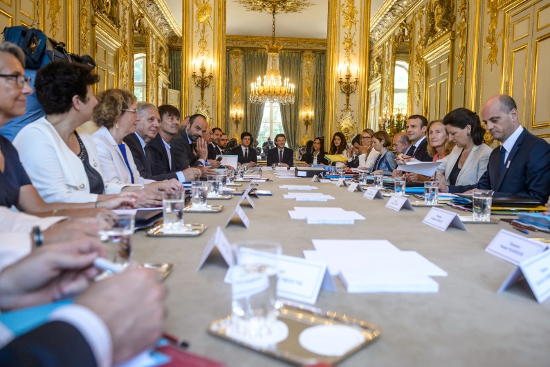 Le deuxième gouvernement d'Édouard Philippe s'est réuni en conseil pour la première fois le 22 juin, au lendemain de sa composition