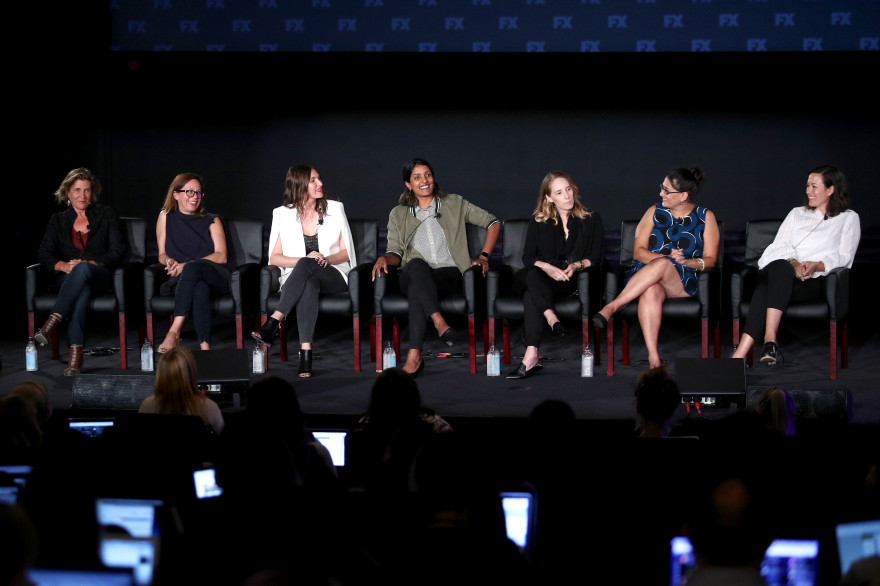 Gwyneth Horder-Payton, Liza Johnson, Rachel Goldberg, Meera Menon, Steph Green, Alexis Ostrander, et Maggie Kiley durant un pannel du Summer Television Critics, organisé par FX