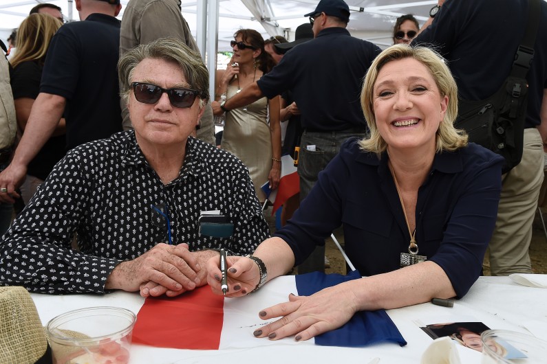 Gilbert Collard et Marine Le Pen, le 9 juillet 2016 dans le Vaucluse