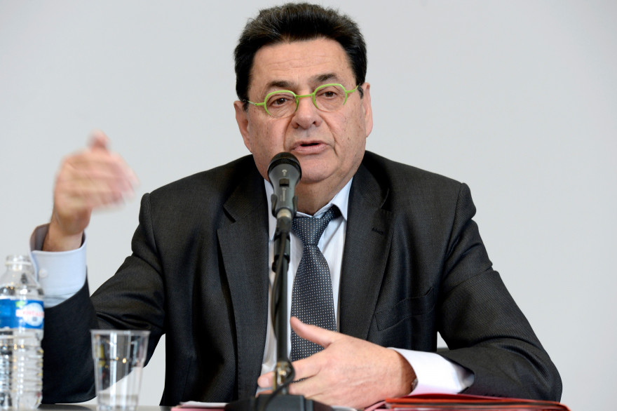 Jean-Paul Bret, maire de Villeurbanne