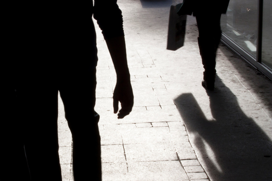 Le harcèlement de rue, bientôt puni d'une amende immédiate ?
